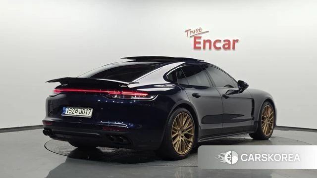 Porsche Panamera (971) 2022 Синий из Кореи