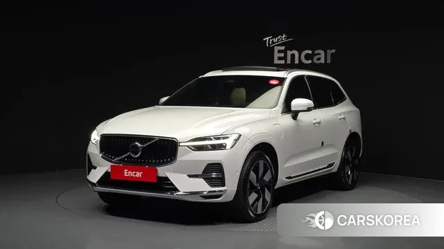 Volvo XC60 second Generation 2025 Белый из Кореи