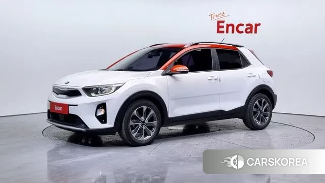 Kia Stonic 2018 Белый из Кореи