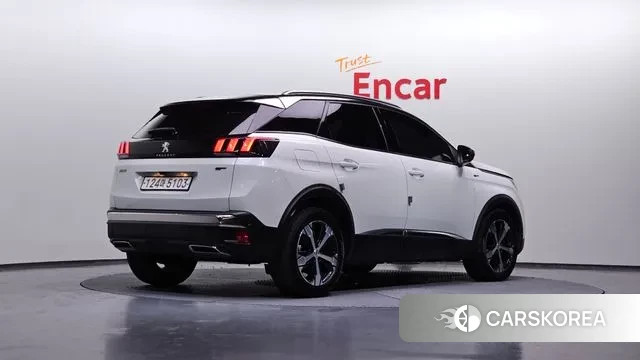 Peugeot 3008 second generation 2020 Белый из Кореи