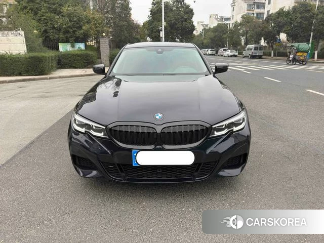 BMW 3 series 2022 Черный из Китая