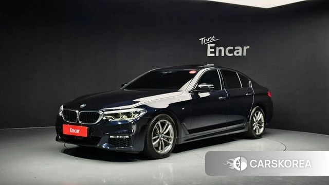 BMW 5 Series (G30) 2018 Черный из Кореи