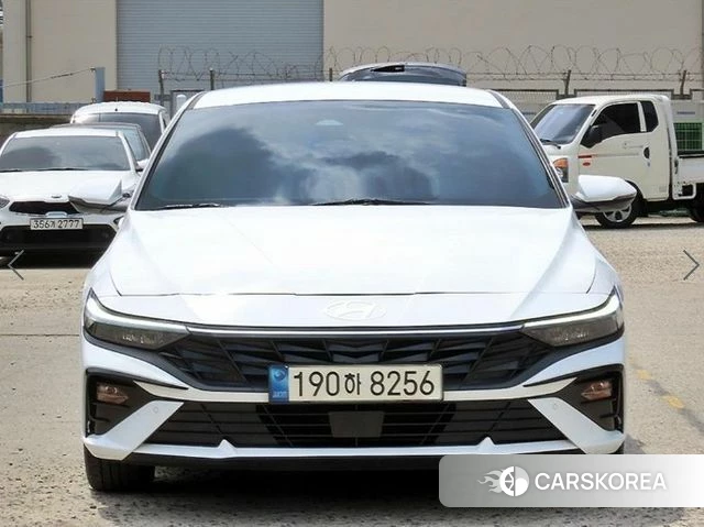 Hyundai The New Avante (CN7) 2023 Белый из Кореи