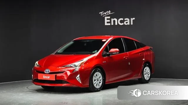 Toyota Prius 4th Generation 2018 Красный из Кореи