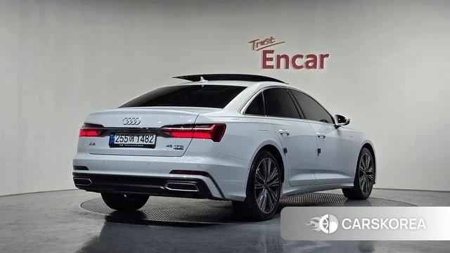 Audi A6 (C8) 2022 Белый из Кореи