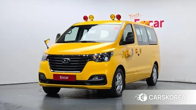 Hyundai The New Grand Starex 2018 Желтый из Кореи