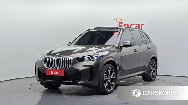 BMW X5 (G05) 2025 Цвет тростника из Кореи