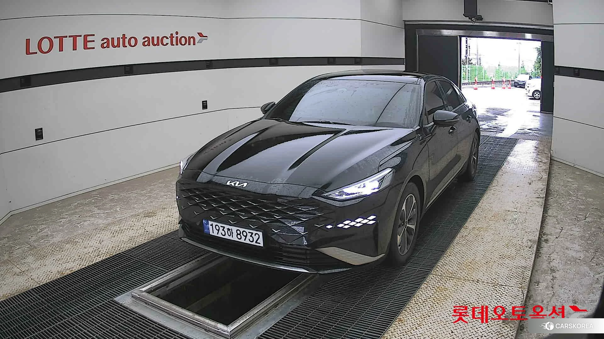 Kia K8 Hybrid 2022 Aurora Black Pearl из Кореи