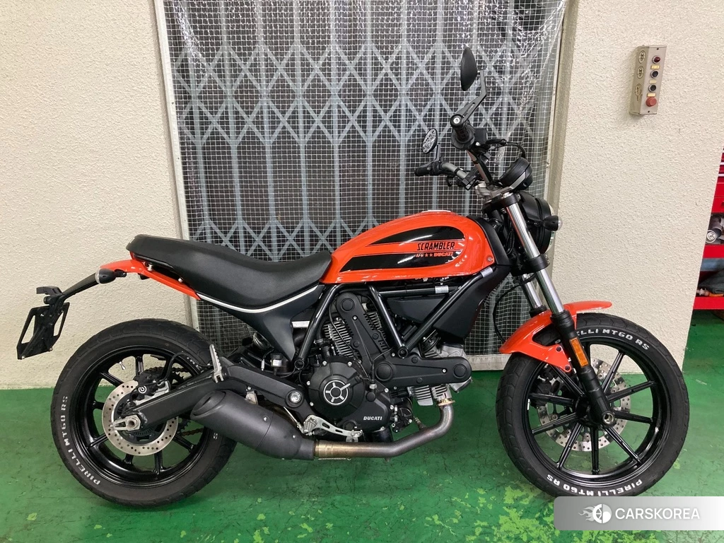 Проданный Ducati SCRAMBLER SIXTY2 2017 из Японии