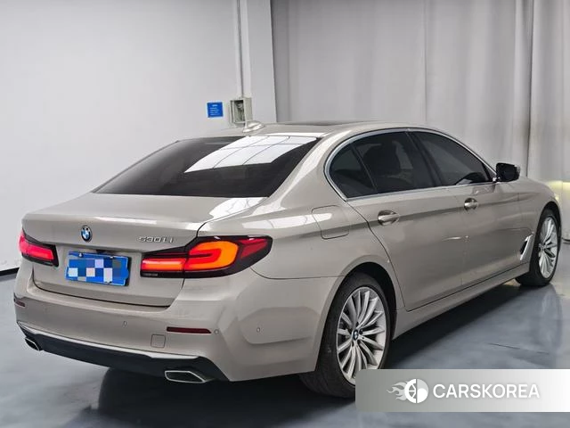 BMW 5 series 2021 Шампань из Китая