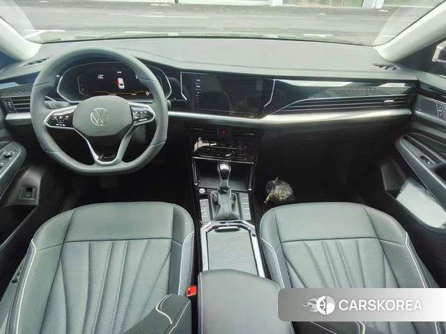 Volkswagen Passat 2024 Черный из Китая