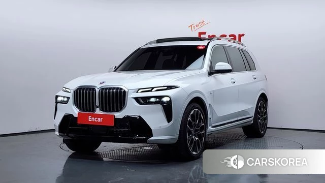 BMW X7 (G07) 2023 Белый из Кореи