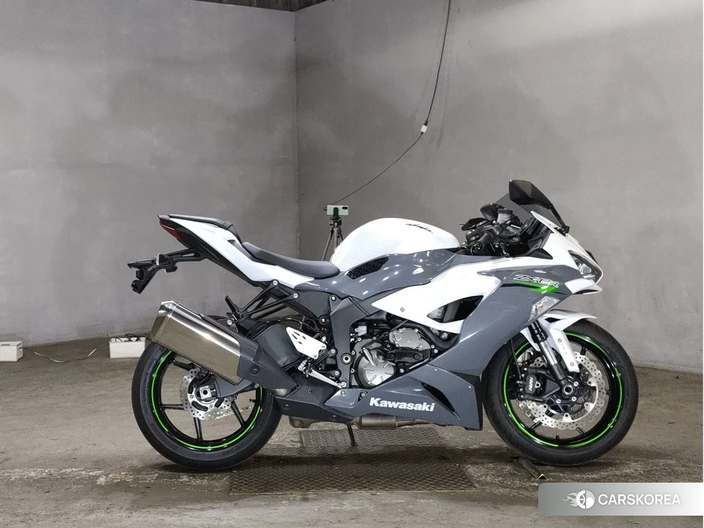 Проданный Kawasaki ZX-6R NINJA 2020 из Японии