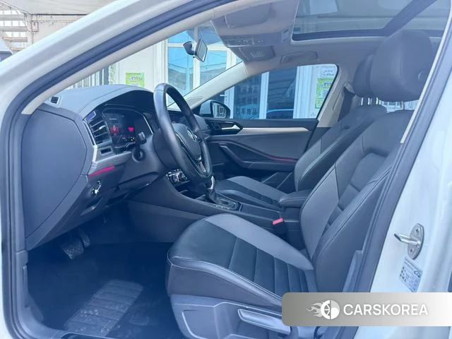 Volkswagen Sagitar 2021 Белый из Китая