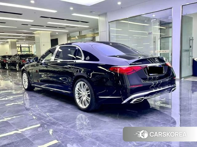 Mercedes-Benz Maybach S-class 2022 Черный из Китая