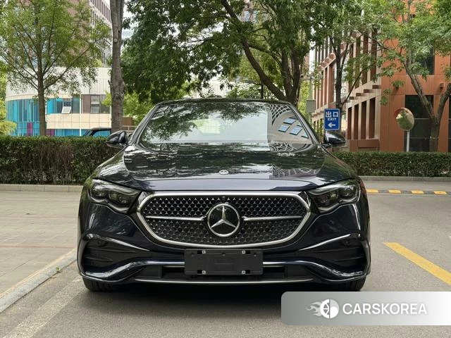 Mercedes-Benz E-class 2024 Синий из Китая