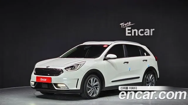 Kia Niro 2018 Белый из Кореи