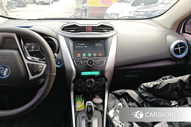 BYD Yuan EV 2019 Белый из Китая