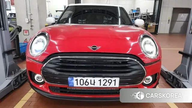 Mini Cooper Clubman 2023 Красный из Кореи