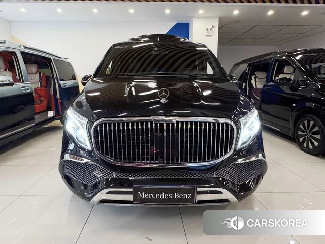 Mercedes-Benz V-class 2022 Черный из Китая