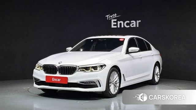 BMW 5 Series (G30) 2019 Белый из Кореи