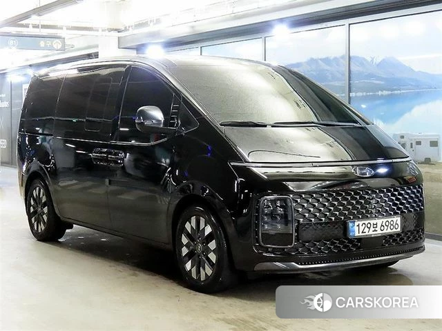 Hyundai Staria 2021 Черный из Кореи