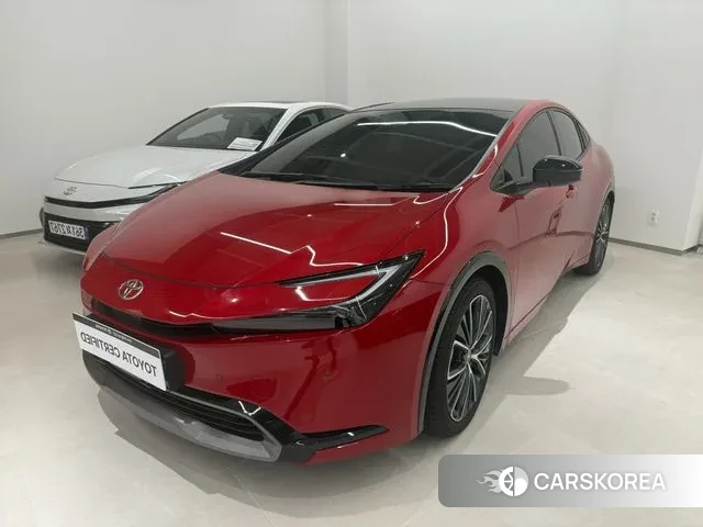 Toyota Prius 5th Generation 2024 Красный из Кореи