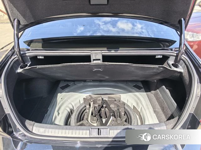 Volkswagen Magotan 2024 Черный из Китая