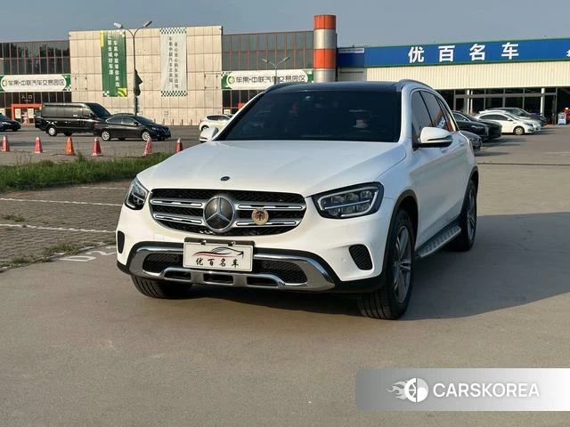 Mercedes-Benz GLC 2021 Белый из Китая
