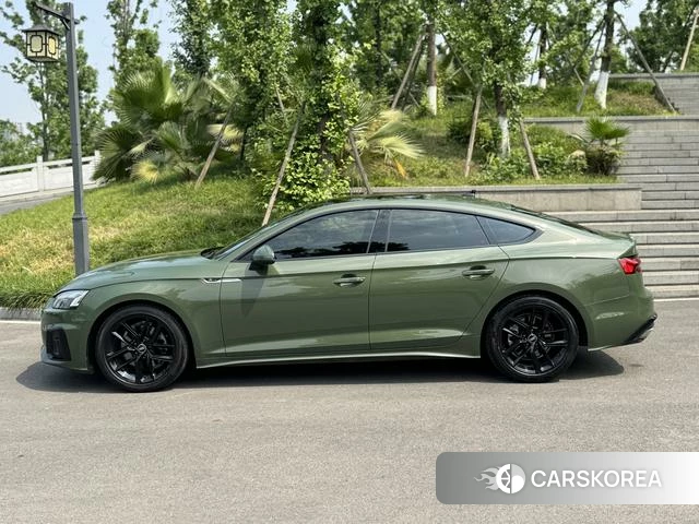 Audi A5 2021 Зеленый из Китая