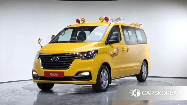 Hyundai The New Grand Starex 2019 Желтый из Кореи