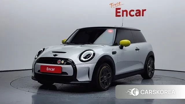 Mini Cooper Electric 2022 Серебряный из Кореи