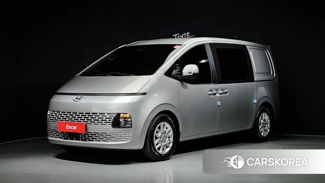 Hyundai Staria 2022 Серебряный из Кореи