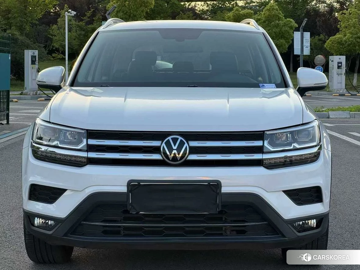 Volkswagen Tuyue 2020 Белый из Китая
