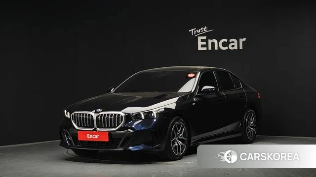 BMW 5 Series (G60) 2025 Черный из Кореи