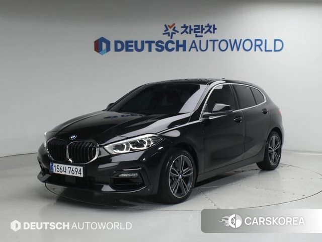 BMW 1 Series (F40) 2024 Черный из Кореи
