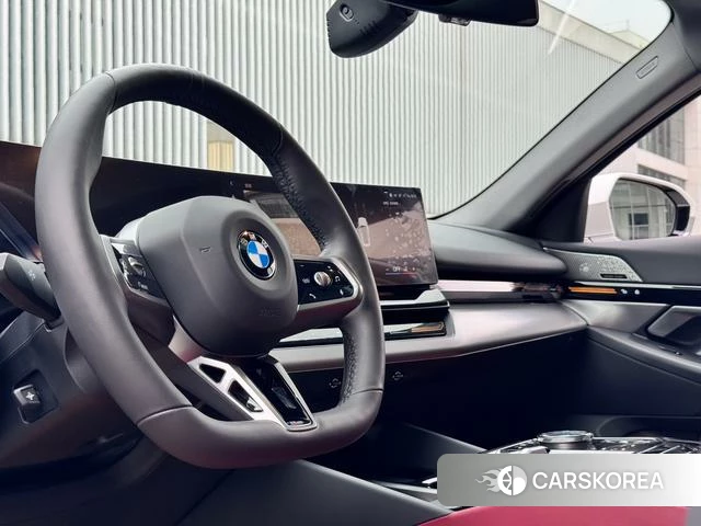 BMW 5 series 2024 Белый из Китая