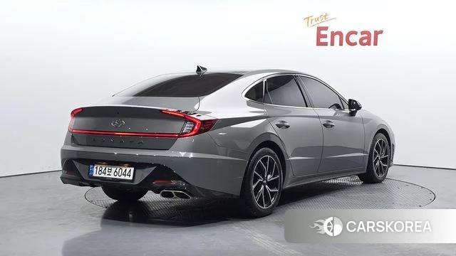 Hyundai Sonata (DN8) 2021 Серебристо-серый из Кореи