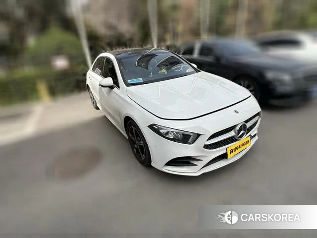Mercedes-Benz Class A 2022 Белый из Китая