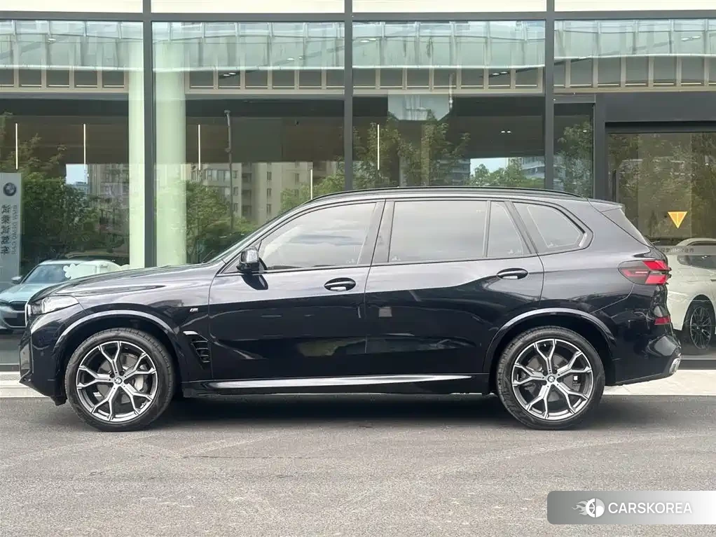 BMW X5 2025 Черный из Китая