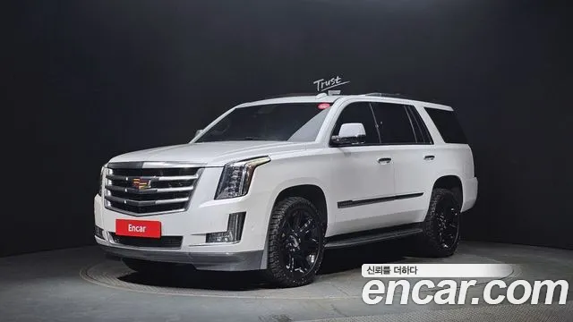 Cadillac Escalade 2019 Белый из Кореи