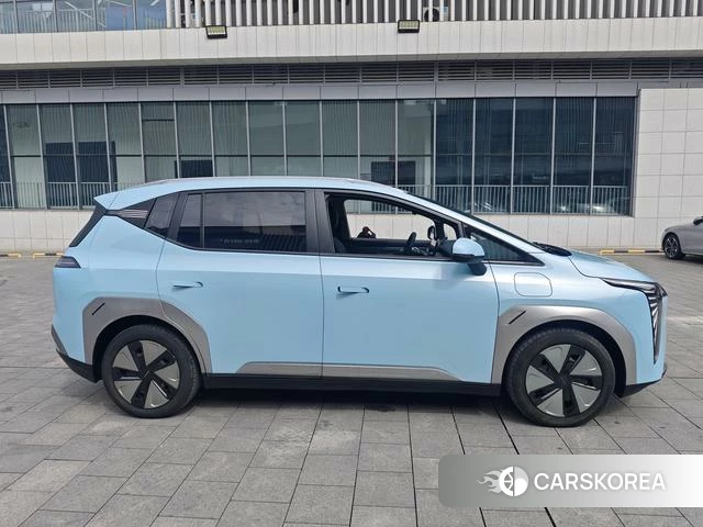 Aian AION Y 2023 Синий из Китая