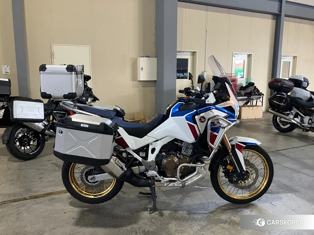 Проданный Honda CRF1100L AFRICA TWIN ADV ES 2020 из Японии, фото 2
