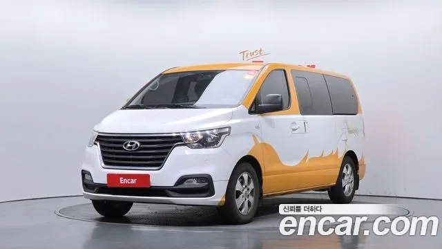 Hyundai The New Grand Starex 2019 Белый из Кореи