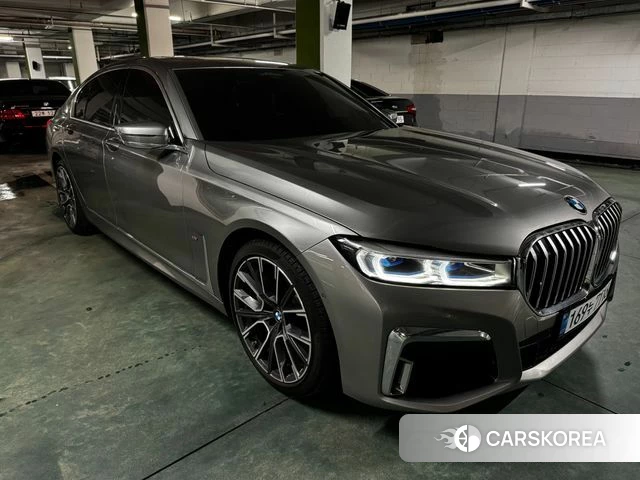 BMW 7 Series (G11) 2020 Серый из Кореи