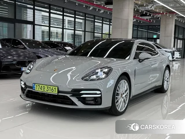Porsche Panamera (971) 2022 Серебристо-серый из Кореи