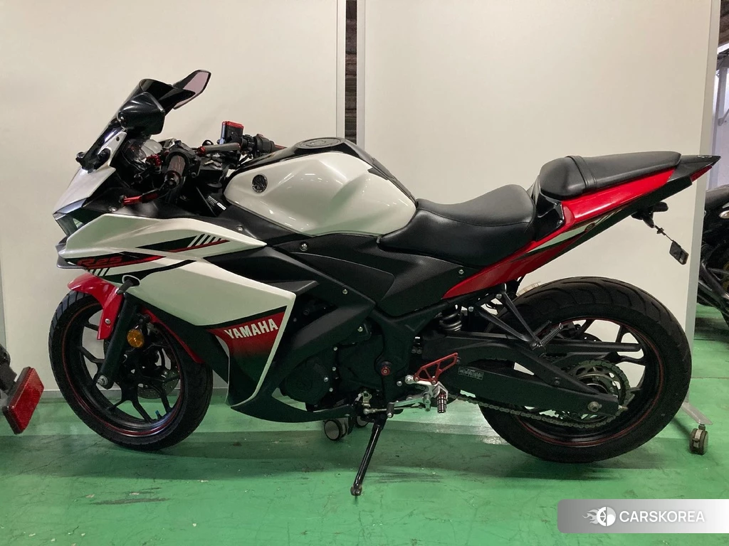 Проданный Yamaha YZF-R25 2016 из Японии