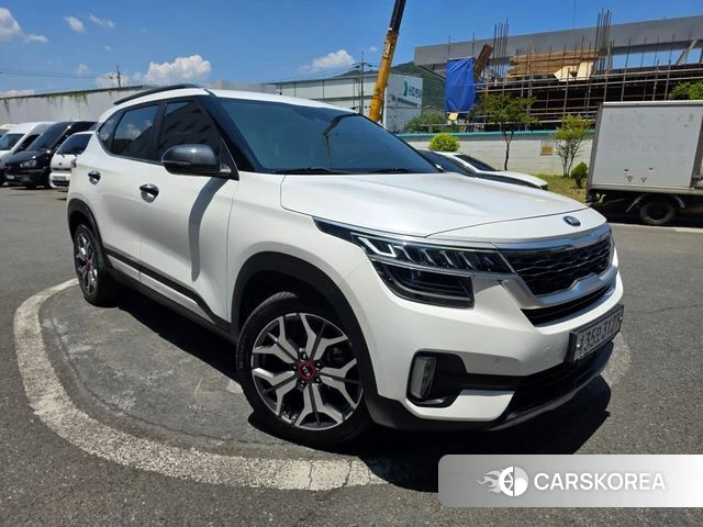 Kia Seltos 2019 Белый из Кореи