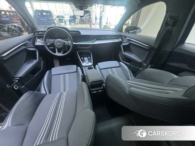 Audi A3 2023 Зеленый из Китая