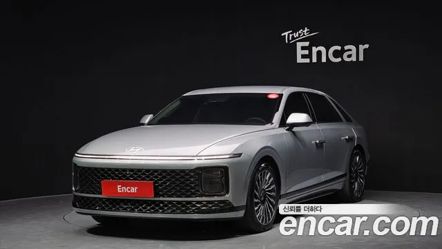 Hyundai Grandeur (GN7) 2023 Серебристо-серый из Кореи